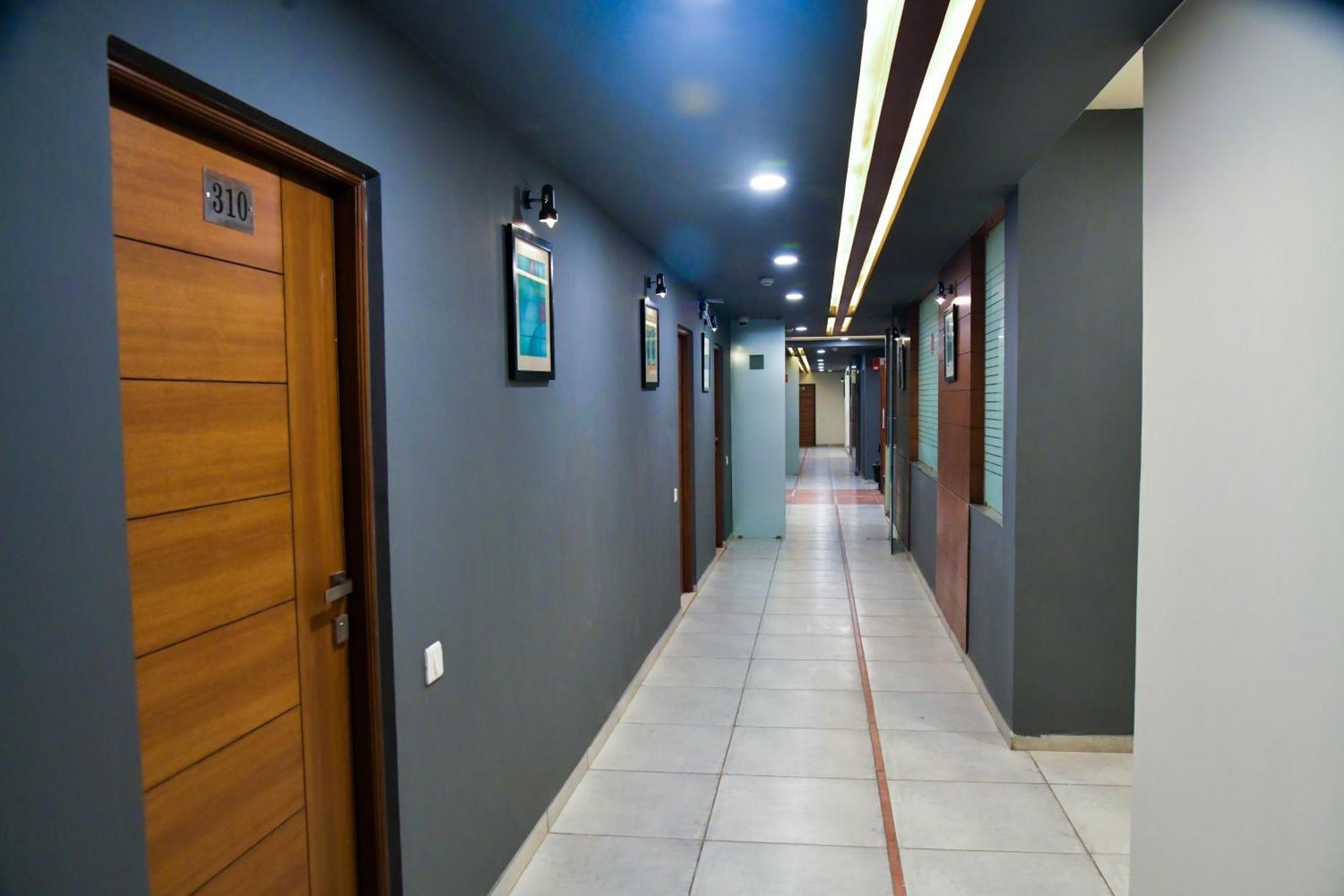 Hotel Ashooka Inn Gandhinagar Eksteriør bilde