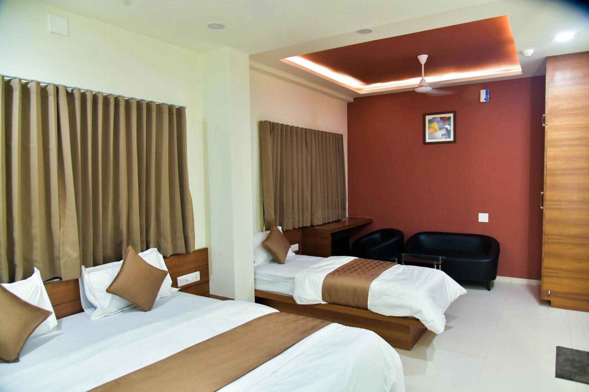 Hotel Ashooka Inn Gandhinagar Eksteriør bilde