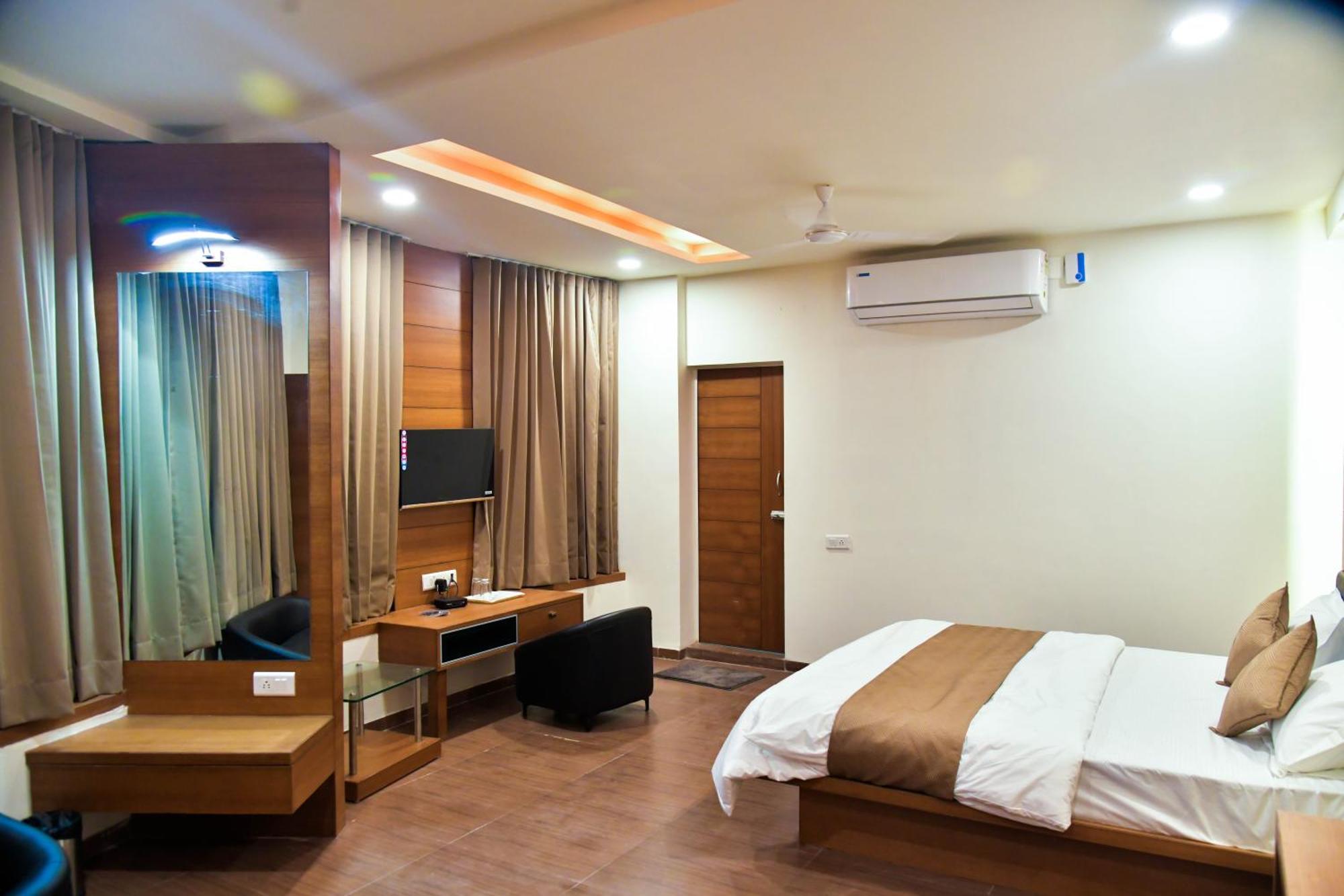 Hotel Ashooka Inn Gandhinagar Eksteriør bilde