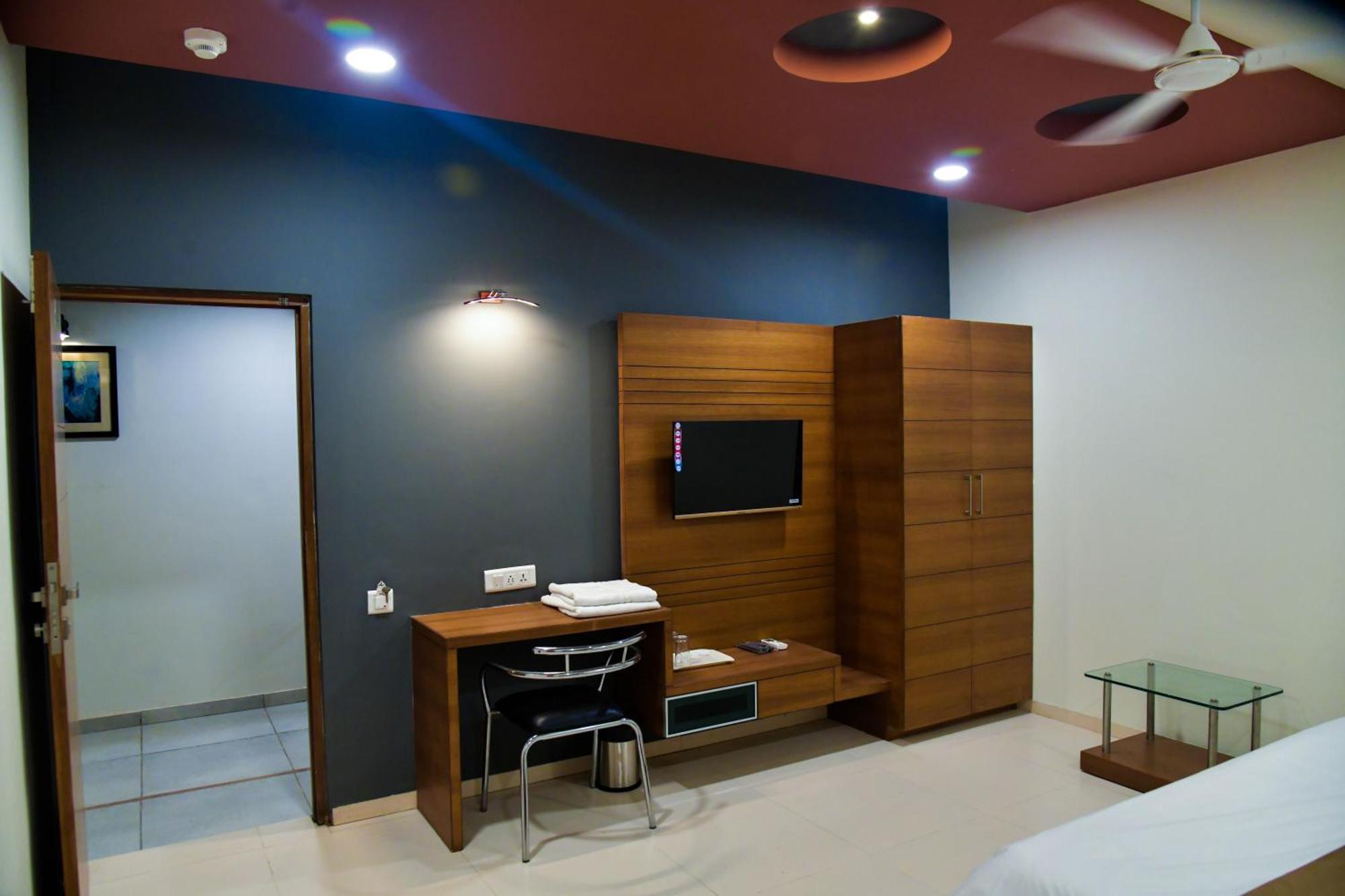 Hotel Ashooka Inn Gandhinagar Eksteriør bilde