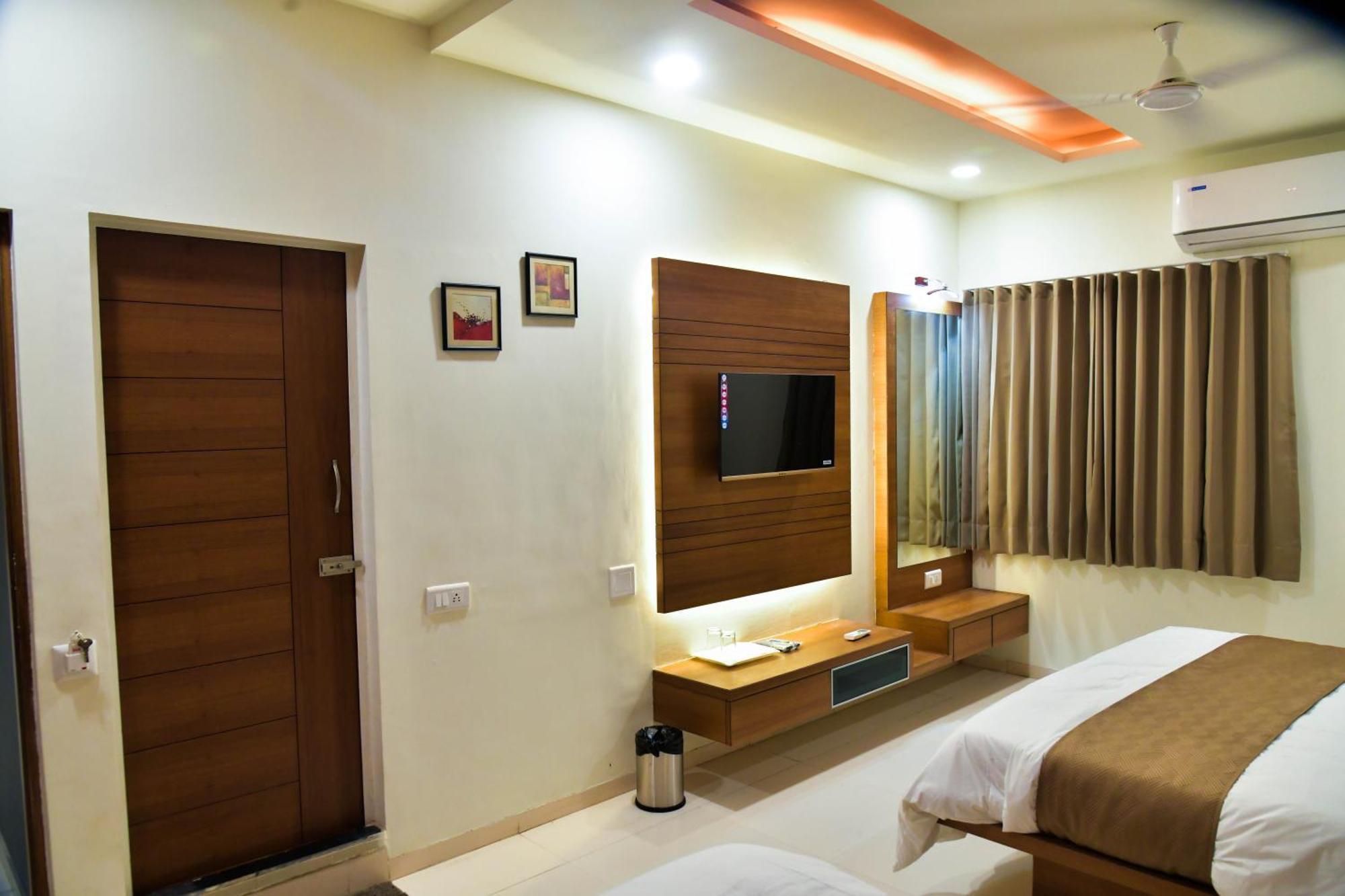 Hotel Ashooka Inn Gandhinagar Eksteriør bilde