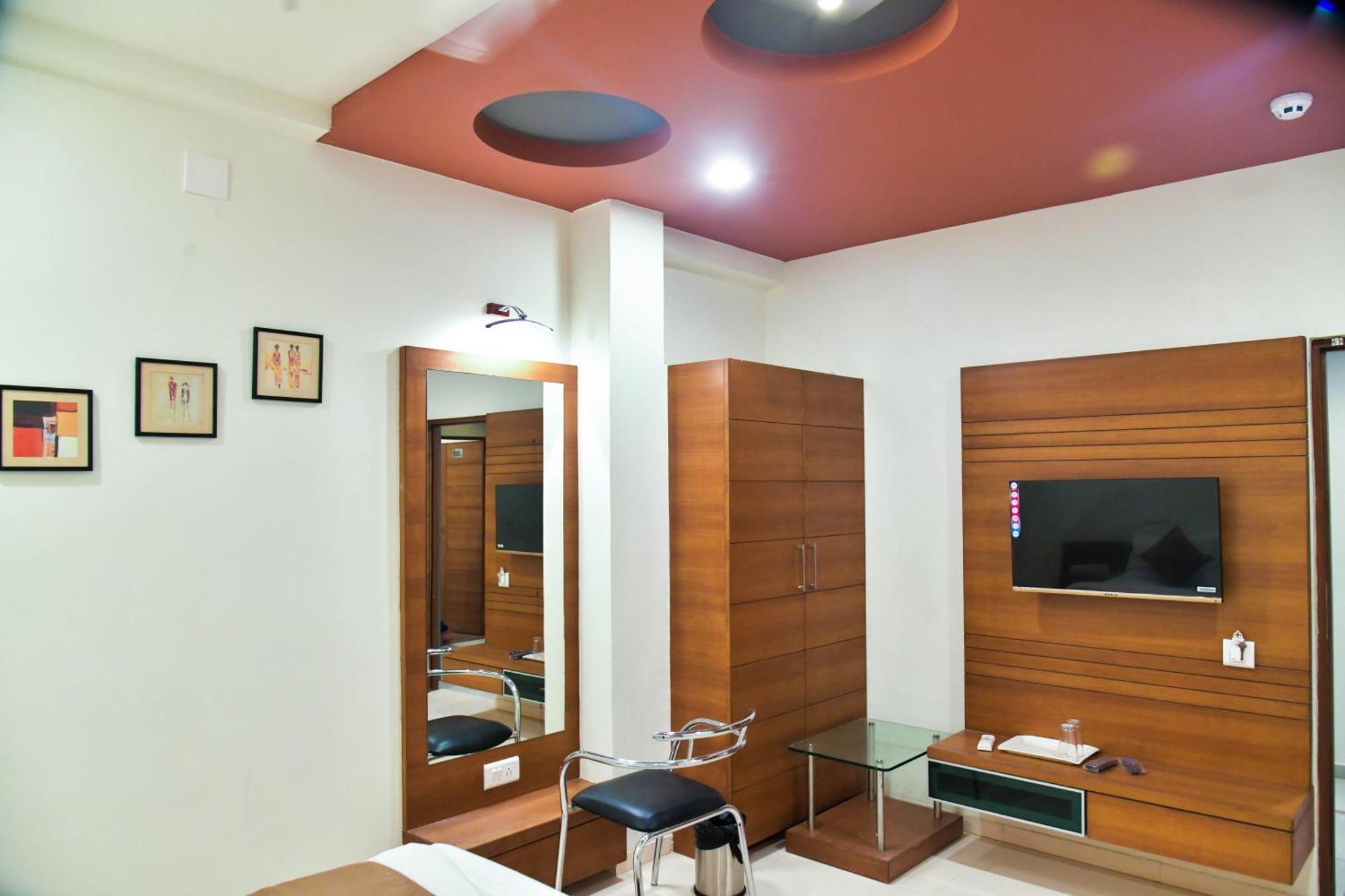 Hotel Ashooka Inn Gandhinagar Eksteriør bilde